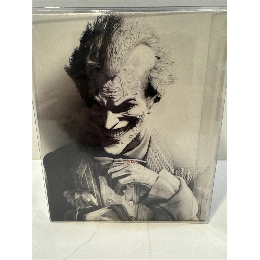 Batman Arkham city Statue Box DVD And Book.  Xbox Game Is Not Included
